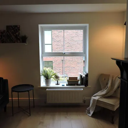 Bespoke Luxury Serviced Apartment Macclesfield Exterior photo